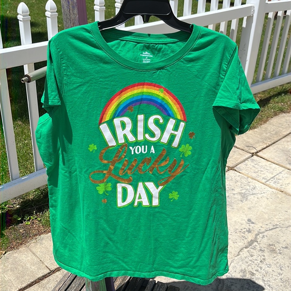 St. Patrick’s Day Green Short Sleeve Shirt Women’s 3X “Irish you a lucky day”